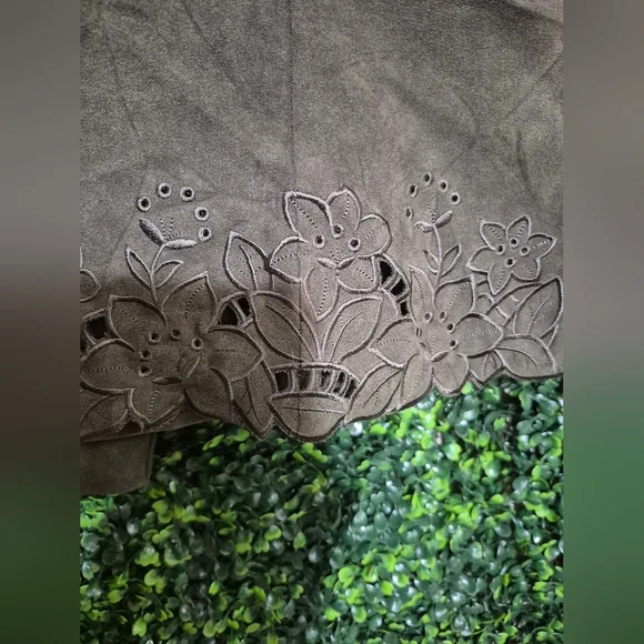 Olive Green Blazers - Picture 3 of 4